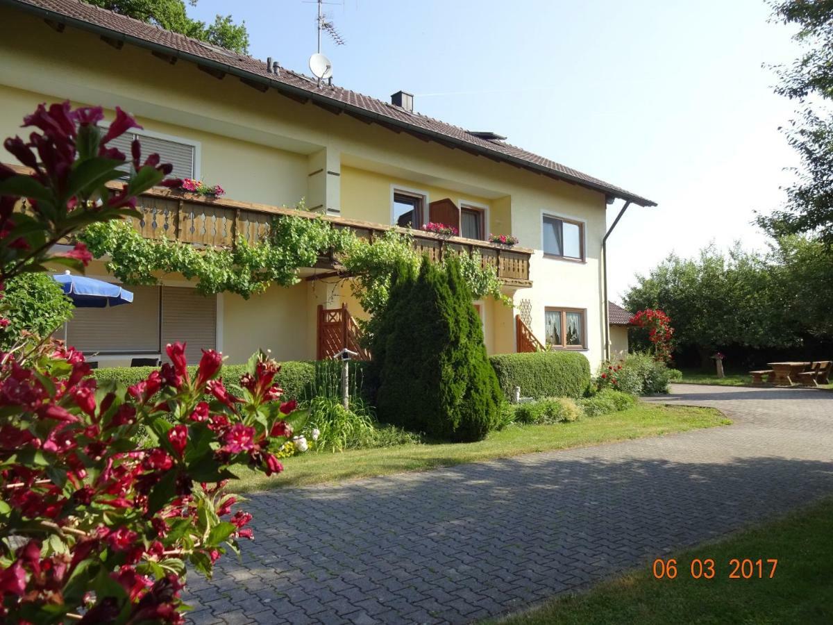 Gaestehaus Regina Bad Füssing Exterior foto
